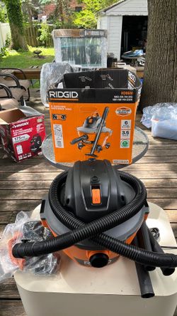 brand new rigid, 6 gallon shop vac