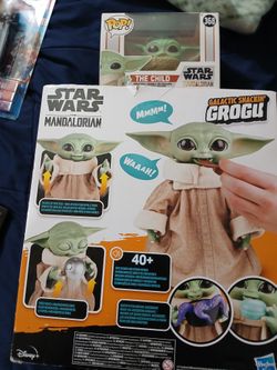 The Child Galactic Snackin Comes With Accessories And Batteries The Child POP Figure And Blanket All Brand New 