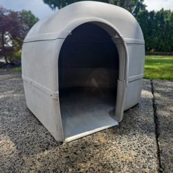 Dog House