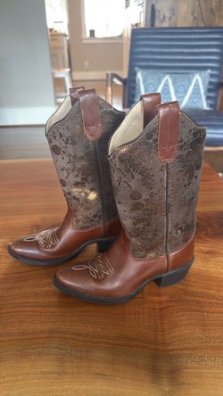 Kids cowboy boots