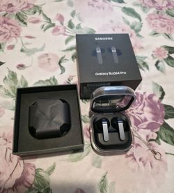 Galaxy buds4 Pro