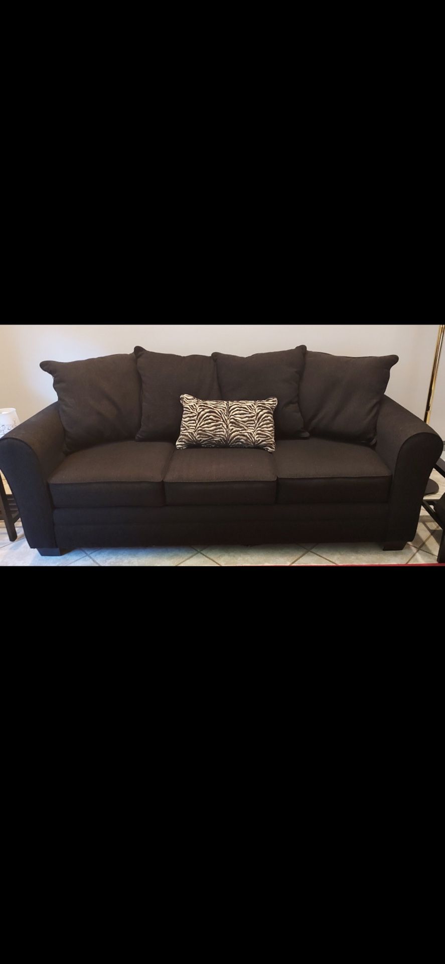 Beautiful Black Couch Price To Sell