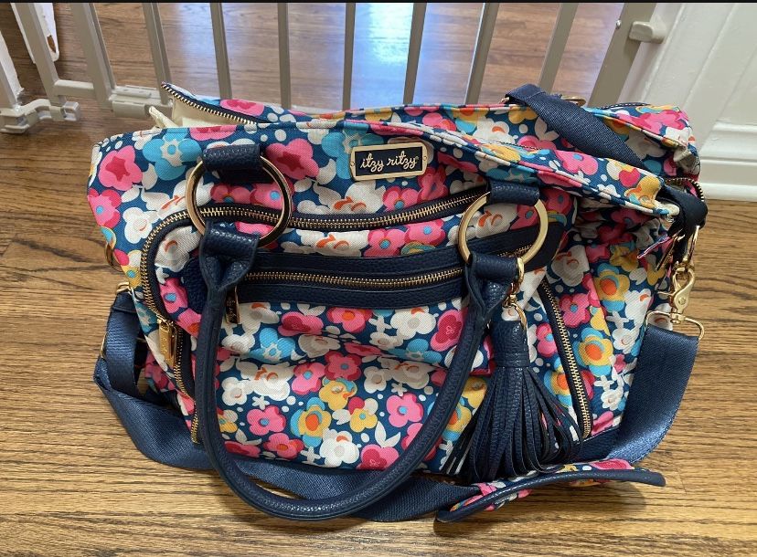 Itzy Ritzy Posy Pop Tribe Tote Diaper Bag
