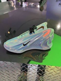 Nike GT Future WARNING LABEL - SIZE 9.5
