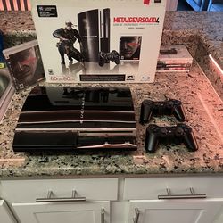 PS3 METAL GEAR SOLID BUNDLE. ‼️SUPER RARE‼️