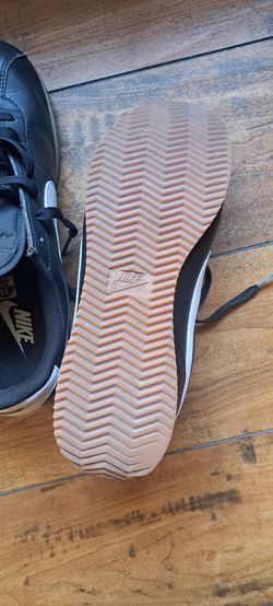 Mens black/white leather  Nike Cortez