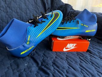 Cleats 8.5