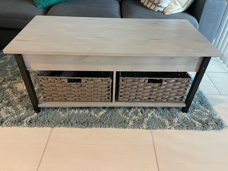 Coffee Table (extendable) with Storage Baskets