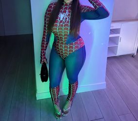 Spider-Man woman’s costume