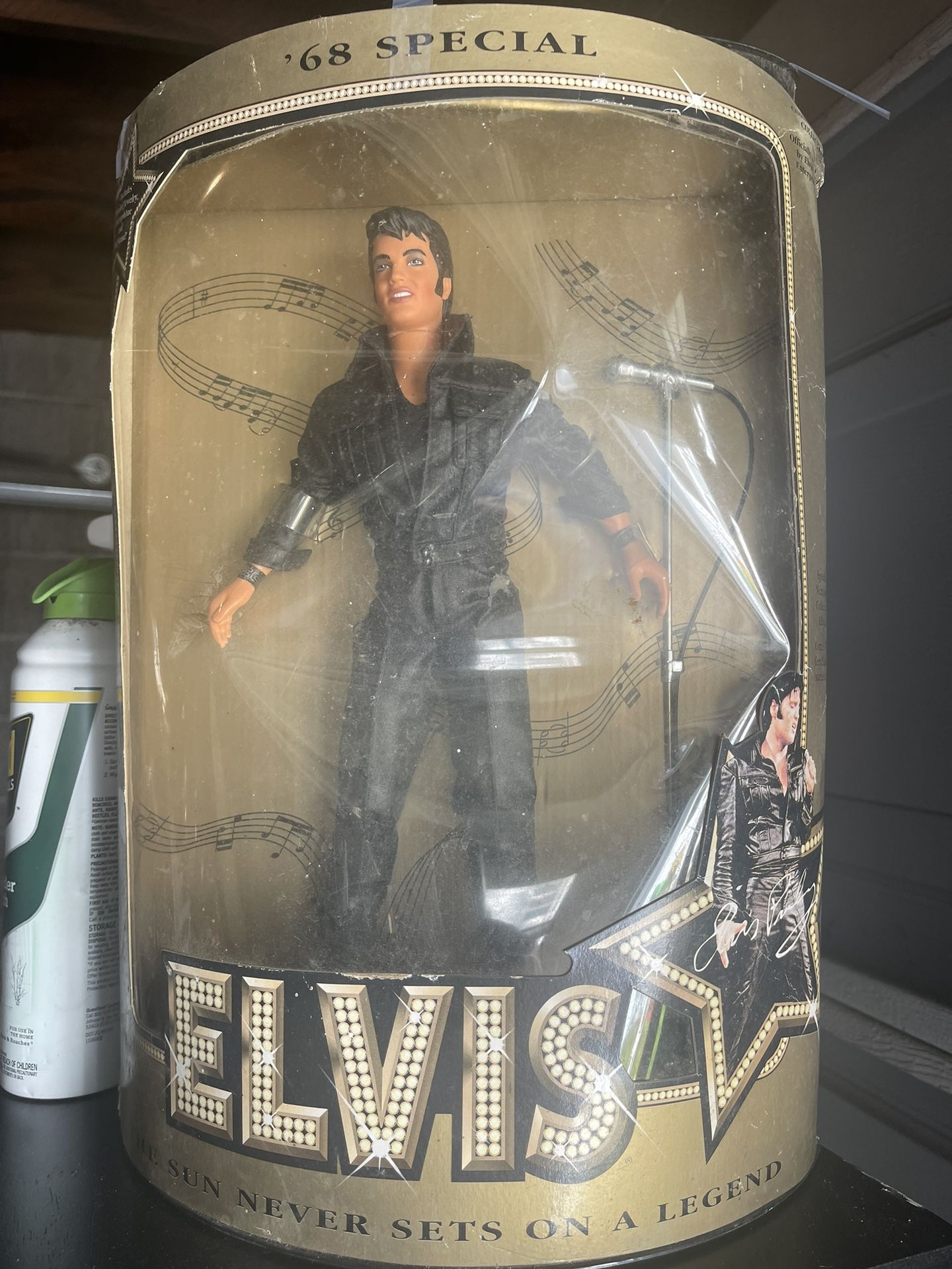 Elvis Figure.
