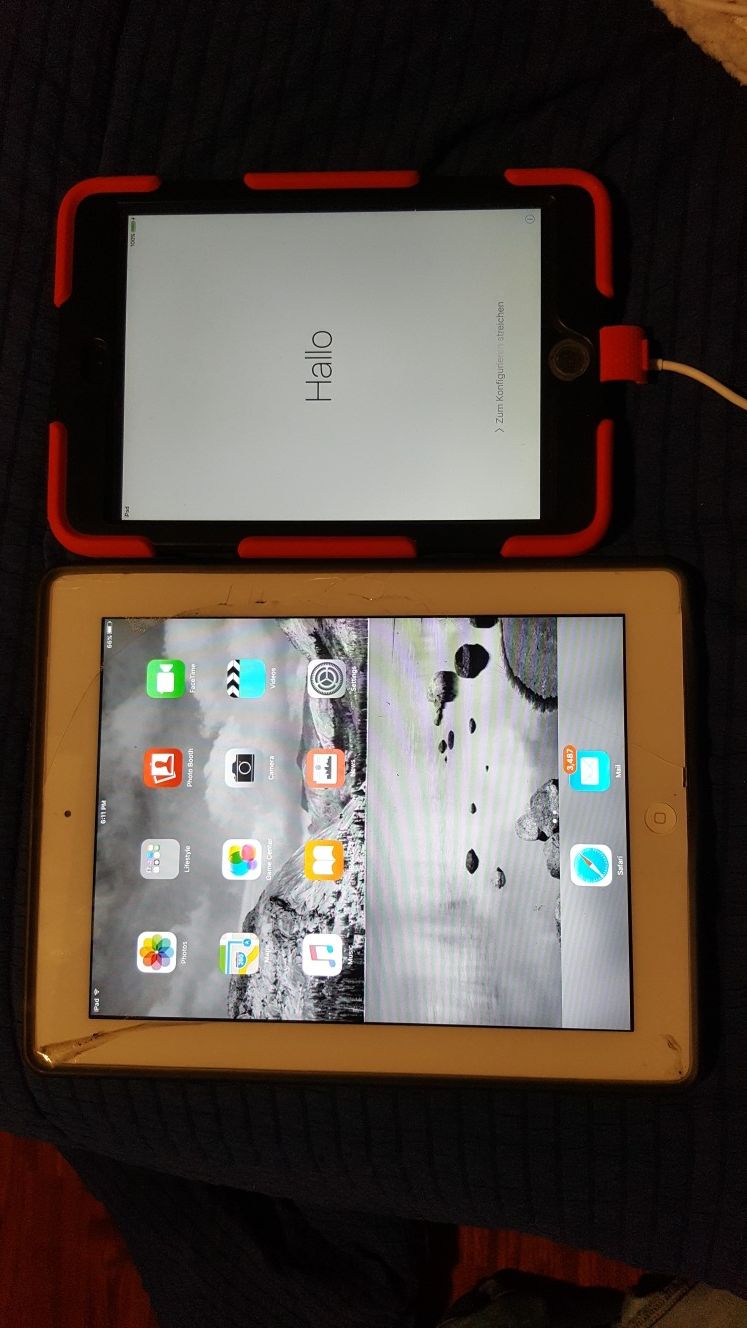 IPad mini and IPad 2