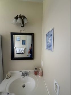 Bathroom decor