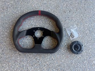 Racing steering wheel