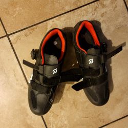 Pelton shoes 43