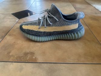 Yeezy Boost 350 V2 ASHBLU GY7657