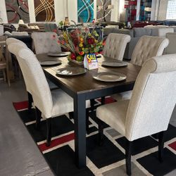 Table Y 6 Sillas