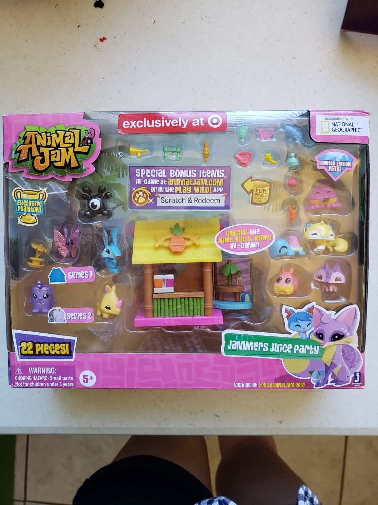 Animal Jam Jammers Juice Party toy play set