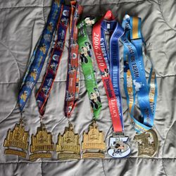1/2 marathon Medals-Disney Half Marathon 