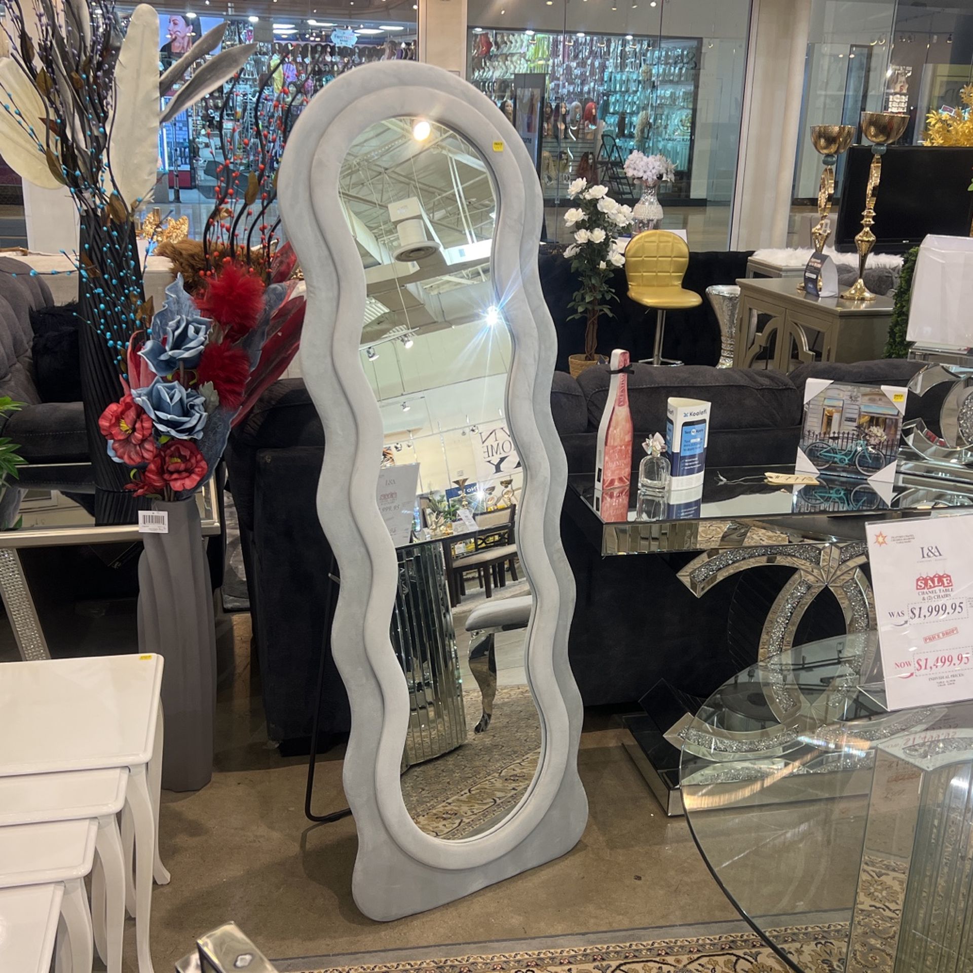 FLOOR MIRROR