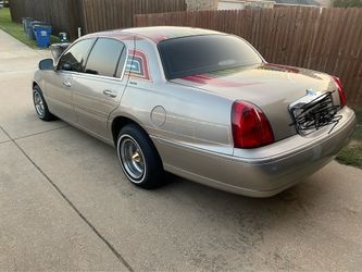 Lincoln Towncar