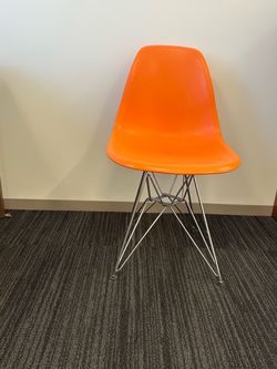 4 Mid Century Orange Chairs
