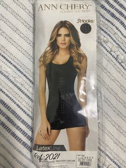 Ann Cherry Látex Line  Size 34