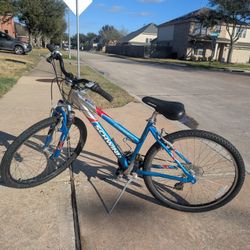 Schwinn Comp - 26" wheels Aluminum Mountain bike