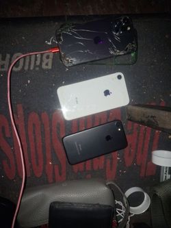 Older iphones.        READ DESCRIPTION