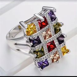 **OPEN BOX**Fashion Milangirl Square Geometric Colour for Women. Silver Plated. Size: 7.5. Weight: 8.8 Grams.