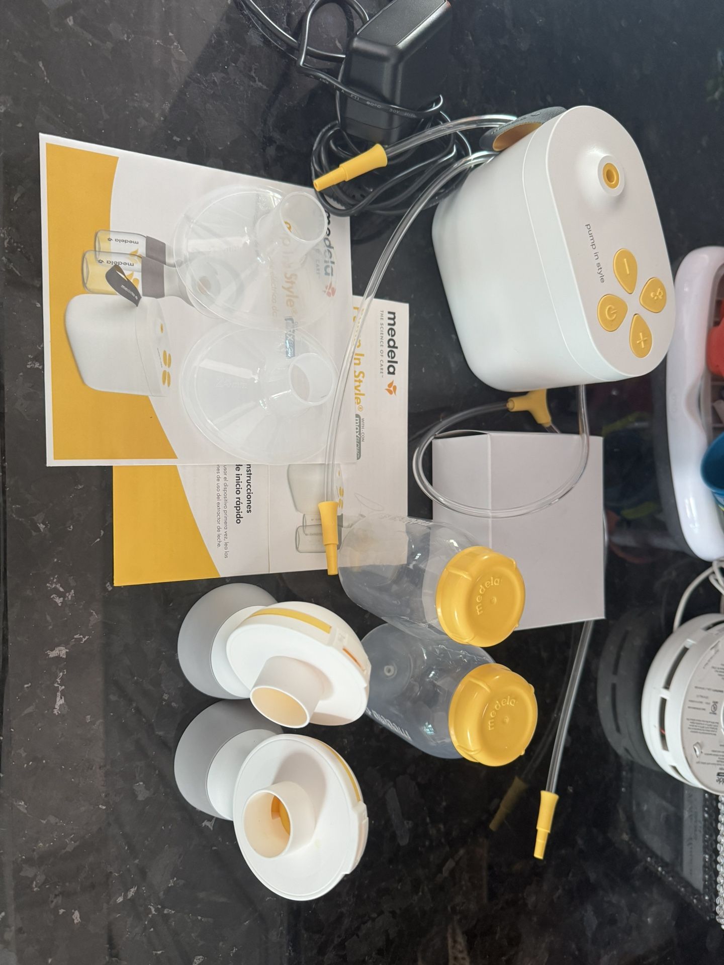Medela Breast Pump MaxFlow