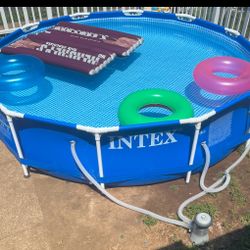 12 By 30 Swimming Pool Comes With Everything 