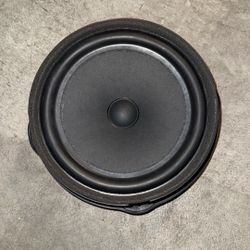 Audi 2022 Side Door Subwoofer 