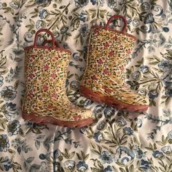 Rain boots 