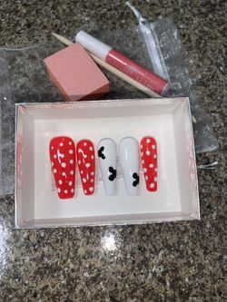 Press On Nails