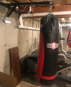 Professional - Heavy Bag 150lbs (RingSide) & wall mount (Title) LIKE NEW!!!
