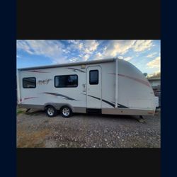2006 Kz Travel Trailer  Toy Hauler