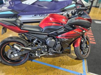 🔥 QUALITY PRE-OWNED — 2011 YAMAHA FZ6R 🔥