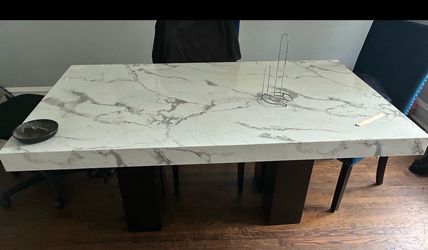 Dining room table with 4 chairs