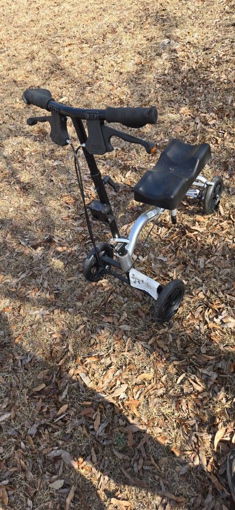 Knee Scooter