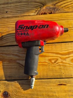 Snap on 1/2 drive air impact like new