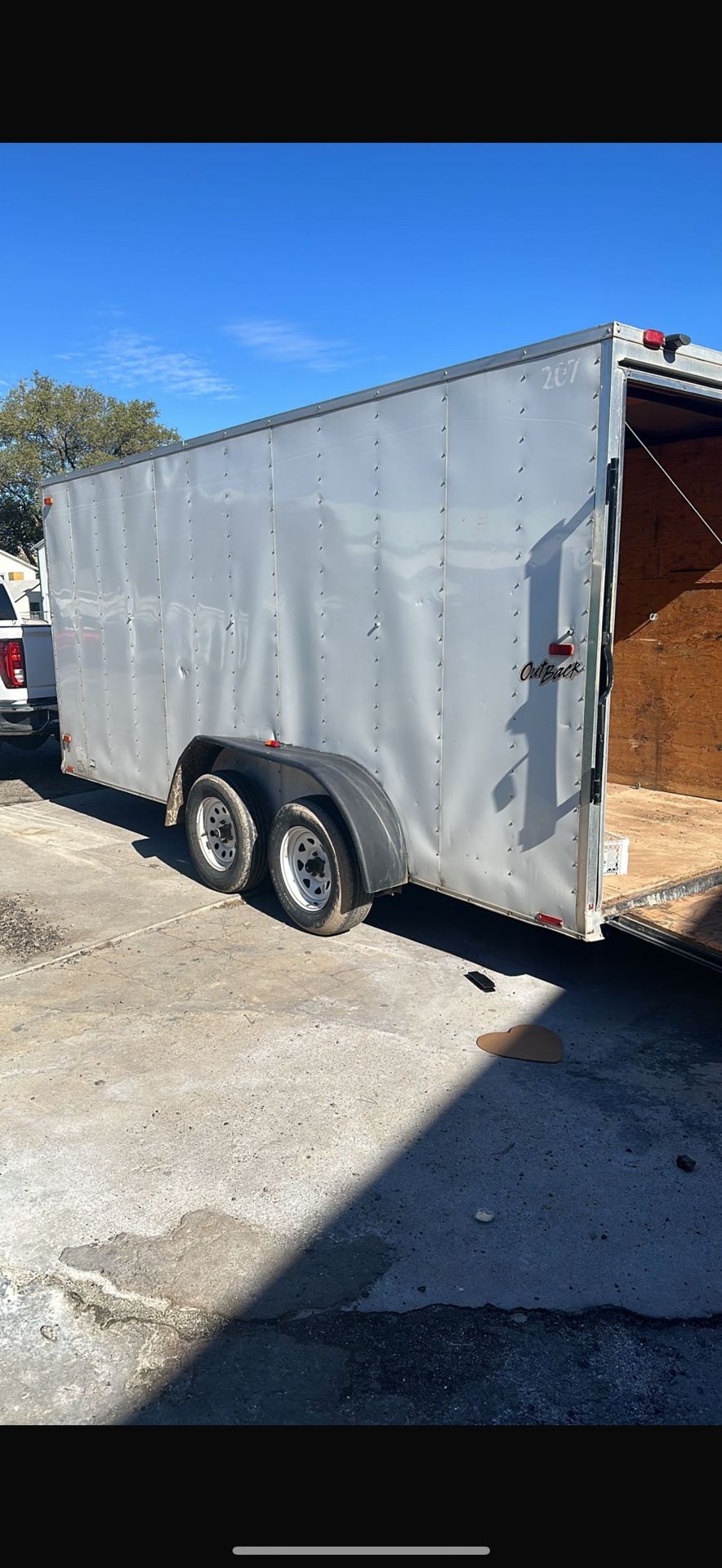 Trailer