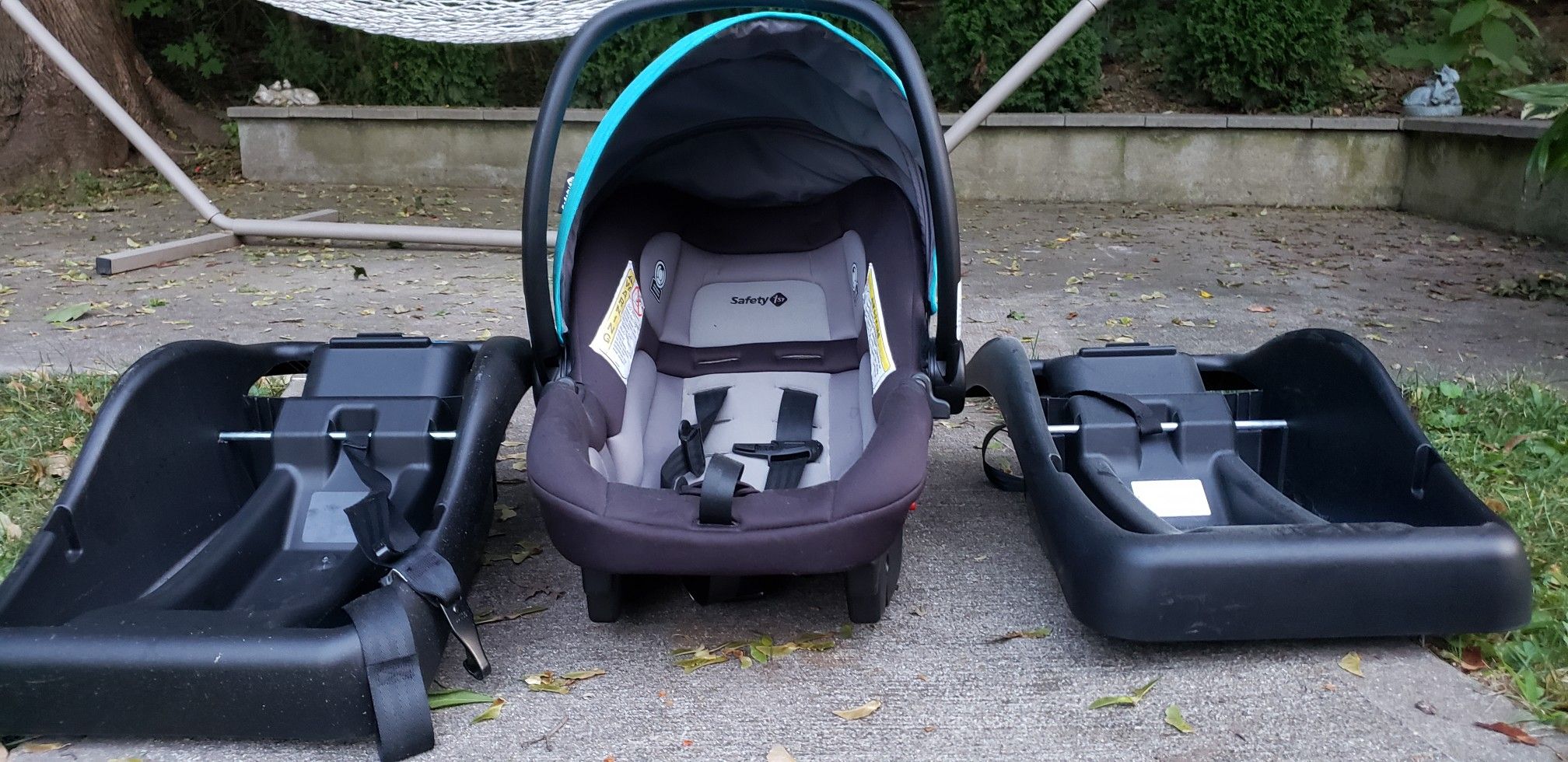 Baby Car seat with 2 bases