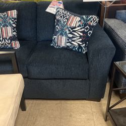 Brand new sofa and loveseat $1000