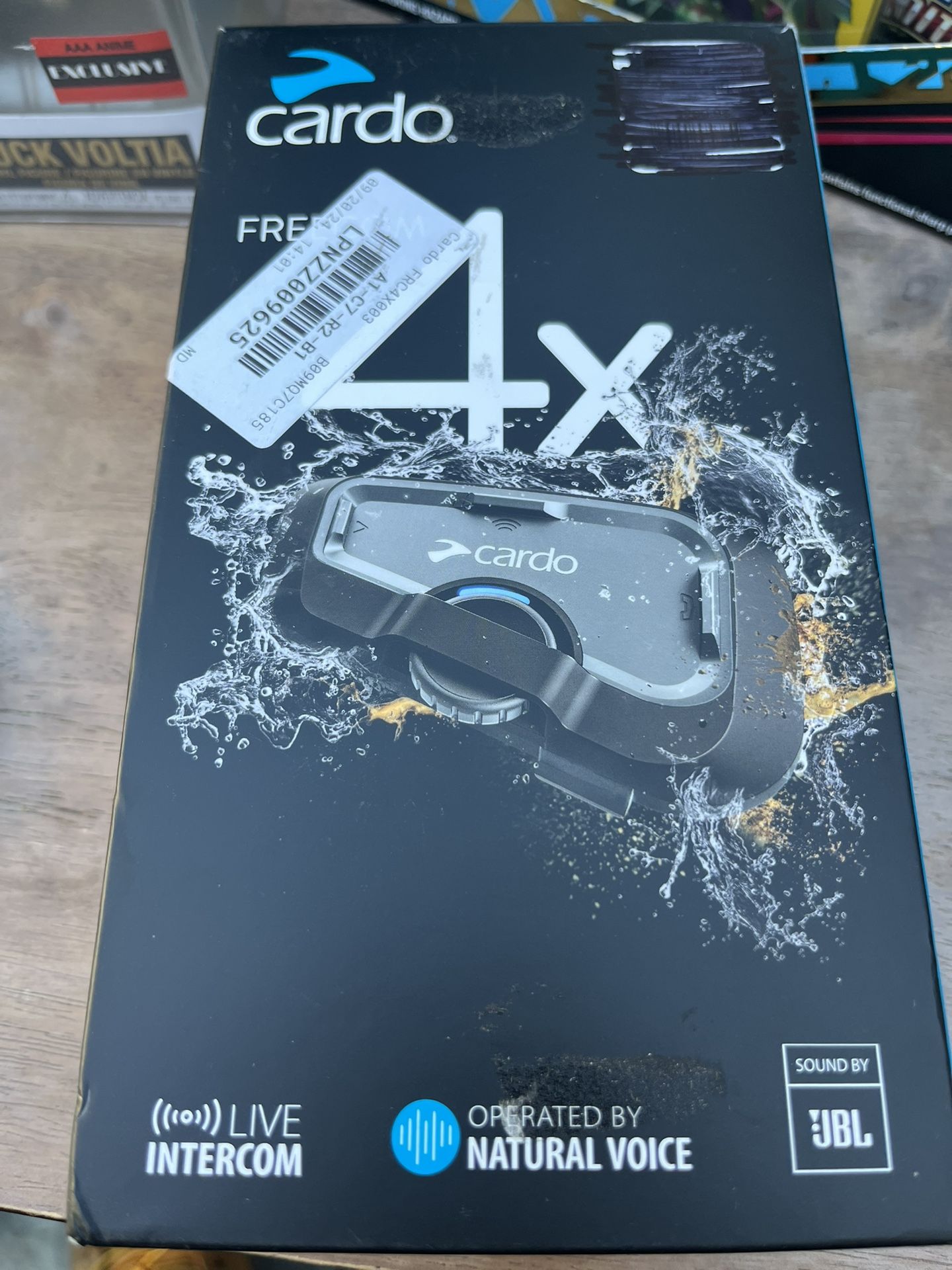 Cardo 4x Wireless Headsetp