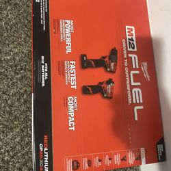 Milwaukee Impct And Drill Combo Set 