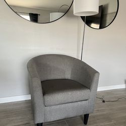 Accent Chair - Barrel Chair