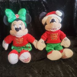 Mickey & Minnie 18" Soft Holiday Plush. Pre-owned.