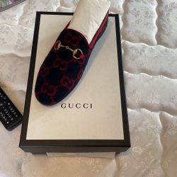 Gucci Loafers (women) 