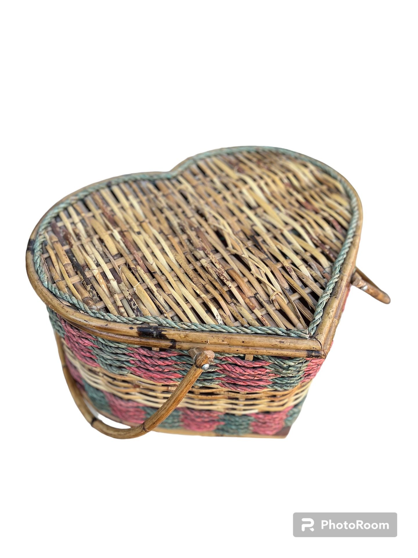 Vintage Heart Shaped Wicker Picnic Basket