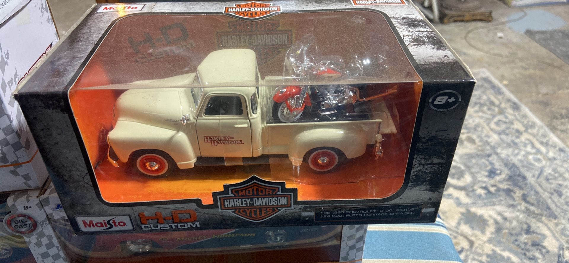 Harley Davidson: Ford F-150 STX 1:27 & 1958 FLX Duo Glide, Orange, Diecast, 8+